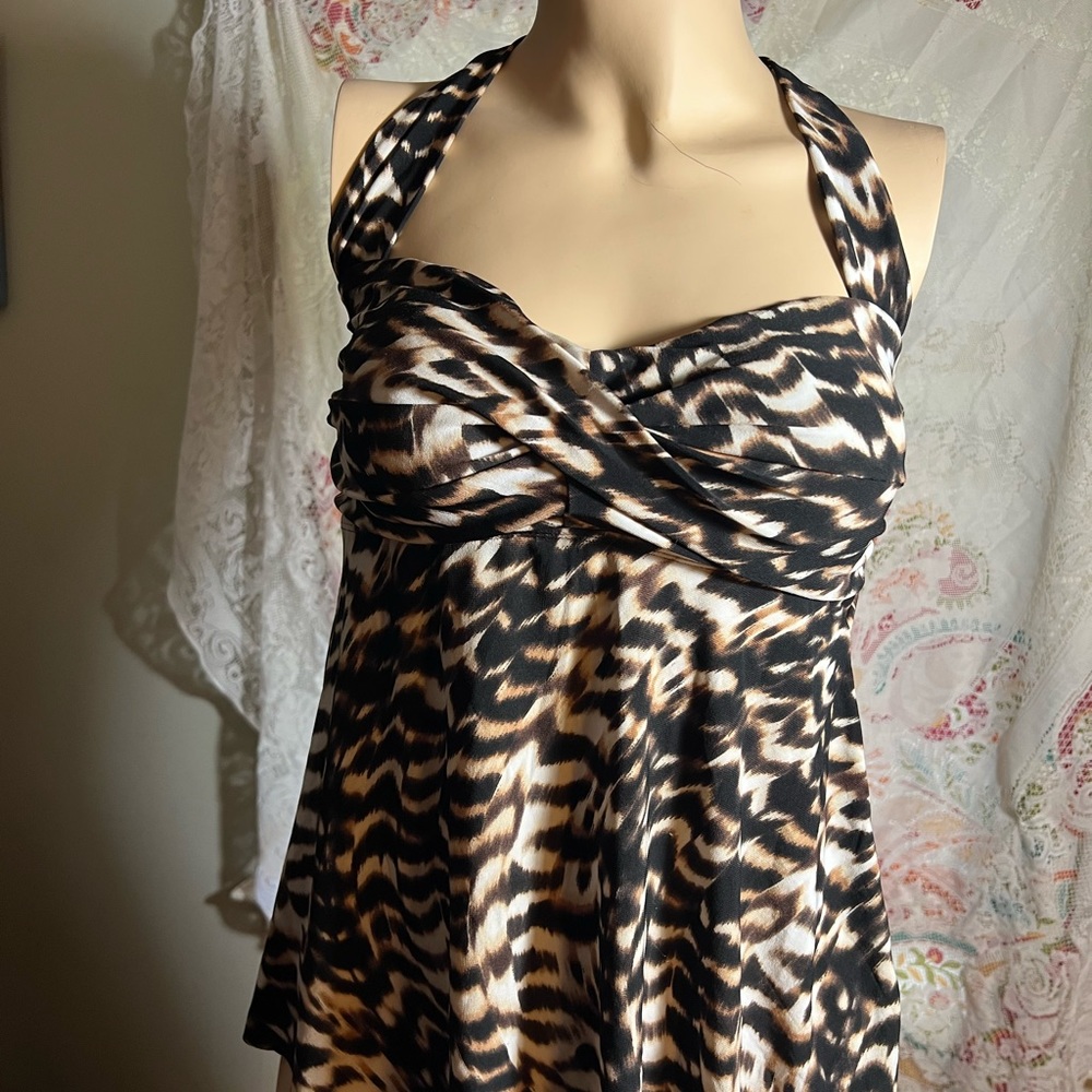 Fun swim top sz medium by aqua green